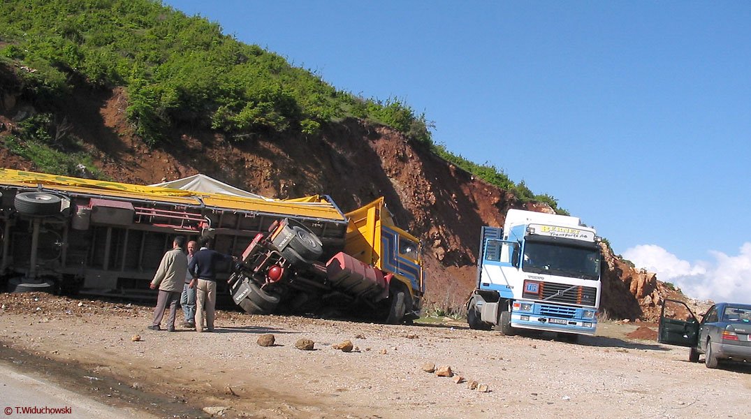 albaniaspuciznaenverahody22.jpg
